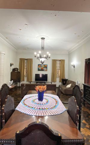 Casa para alugar com 1147m², 4 quartos e 7 vagas Casa para alugar com 1147m², 4 quartos e 7 vagasSala