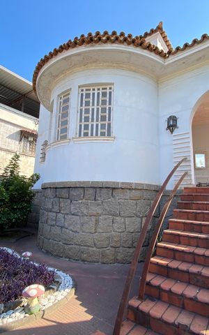 Casa para alugar com 1147m², 4 quartos e 7 vagas Casa para alugar com 1147m², 4 quartos e 7 vagasFachada