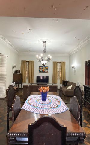 Casa para alugar com 1147m², 4 quartos e 7 vagas Casa para alugar com 1147m², 4 quartos e 7 vagasSala