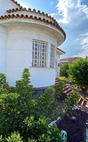 Casa para alugar com 1147m², 4 quartos e 7 vagas Casa para alugar com 1147m², 4 quartos e 7 vagasFrente