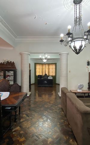 Casa para alugar com 1147m², 4 quartos e 7 vagas Casa para alugar com 1147m², 4 quartos e 7 vagasSala