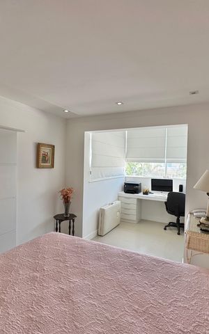 Casa de condomínio à venda com 300m², 6 quartos e 1 vaga Casa de condomínio à venda com 300m², 6 quartos e 1 vagaSuíte 2