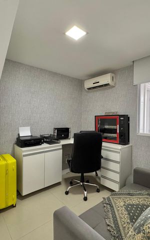 Casa de condomínio à venda com 300m², 6 quartos e 1 vaga Casa de condomínio à venda com 300m², 6 quartos e 1 vagaQuarto / Escritório
