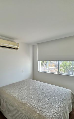 Casa de condomínio à venda com 300m², 6 quartos e 1 vaga Casa de condomínio à venda com 300m², 6 quartos e 1 vagaSuíte 1
