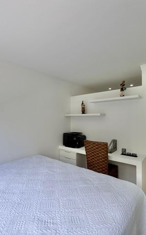 Casa de condomínio à venda com 300m², 6 quartos e 1 vaga Casa de condomínio à venda com 300m², 6 quartos e 1 vagaSuíte 4