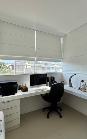 Casa de condomínio à venda com 300m², 6 quartos e 1 vaga Casa de condomínio à venda com 300m², 6 quartos e 1 vagaSuíte 2