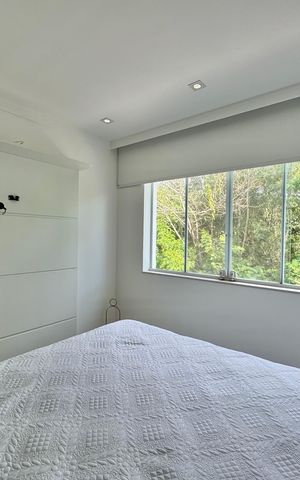 Casa de condomínio à venda com 300m², 6 quartos e 1 vaga Casa de condomínio à venda com 300m², 6 quartos e 1 vagaSuíte 4