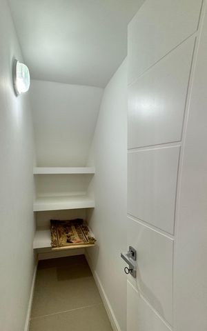 Casa de condomínio à venda com 300m², 6 quartos e 1 vaga Casa de condomínio à venda com 300m², 6 quartos e 1 vagaSuíte 5