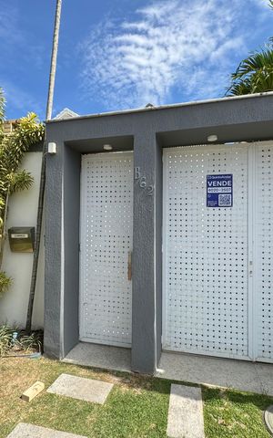 Casa de condomínio à venda com 300m², 6 quartos e 1 vaga Casa de condomínio à venda com 300m², 6 quartos e 1 vagaFachada/ Placa