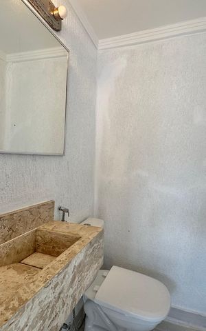 Casa de condomínio à venda com 300m², 6 quartos e 1 vaga Casa de condomínio à venda com 300m², 6 quartos e 1 vagaÁrea externa