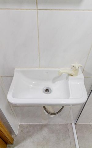 Casa à venda com 40m², 1 quarto e sem vagaBanheiro