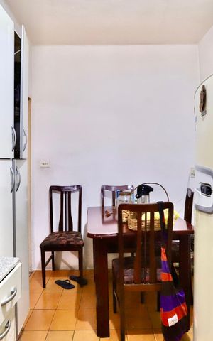 Casa à venda com 220m², 2 quartos e 8 vagas Casa à venda com 220m², 2 quartos e 8 vagasCozinha