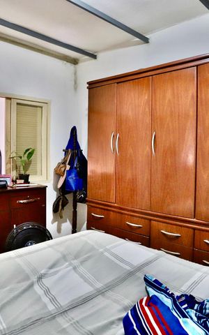 Casa à venda com 220m², 2 quartos e 8 vagas Casa à venda com 220m², 2 quartos e 8 vagasQuarto 1