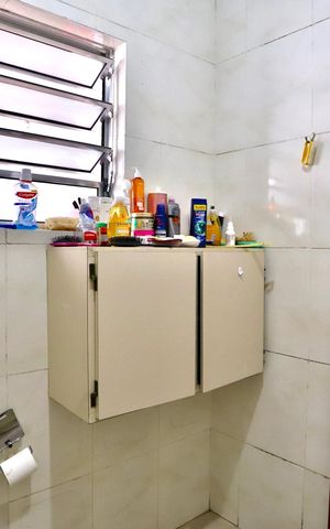Casa à venda com 220m², 2 quartos e 8 vagas Casa à venda com 220m², 2 quartos e 8 vagasBanheiro