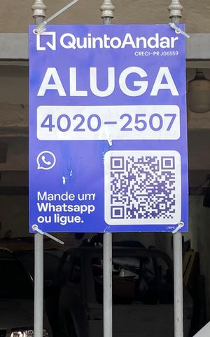 Casa à venda com 220m², 2 quartos e 8 vagas Casa à venda com 220m², 2 quartos e 8 vagasPlaca