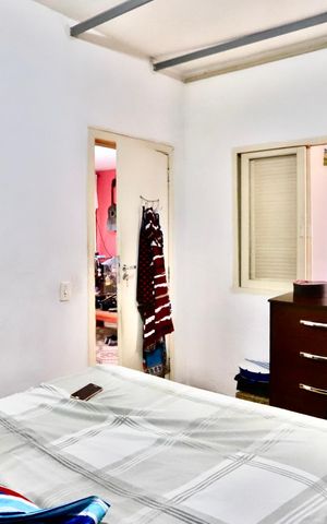 Casa à venda com 220m², 2 quartos e 8 vagas Casa à venda com 220m², 2 quartos e 8 vagasQuarto 1