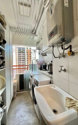 Apartamento à venda com 89m², 3 quartos e 2 vagas Apartamento à venda com 89m², 3 quartos e 2 vagasÁrea de Serviço