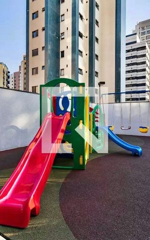 Apartamento à venda com 89m², 3 quartos e 2 vagas Apartamento à venda com 89m², 3 quartos e 2 vagasÁrea comum - Playground
