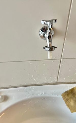 Apartamento à venda com 89m², 3 quartos e 2 vagas Apartamento à venda com 89m², 3 quartos e 2 vagasÁrea de Serviço
