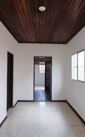 Casa à venda com 90m², 2 quartos e 1 vagaSala