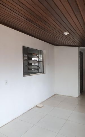 Casa à venda com 90m², 2 quartos e 1 vagaÁrea de Serviço