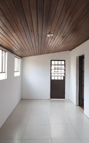 Casa à venda com 90m², 2 quartos e 1 vagaÁrea de Serviço