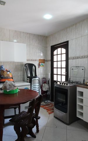 Casa para alugar com 140m², 3 quartos e 1 vagaCozinha