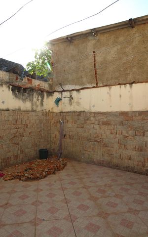 Casa para alugar com 140m², 3 quartos e 1 vagaÁrea de Serviço - Fundos