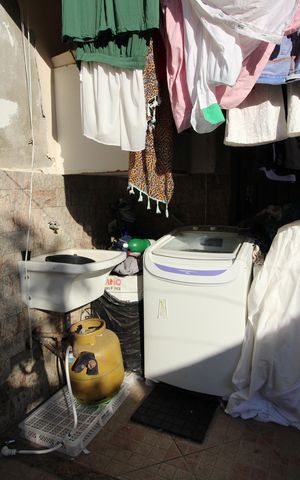 Casa para alugar com 140m², 3 quartos e 1 vagaÁrea de Serviço - Fundos