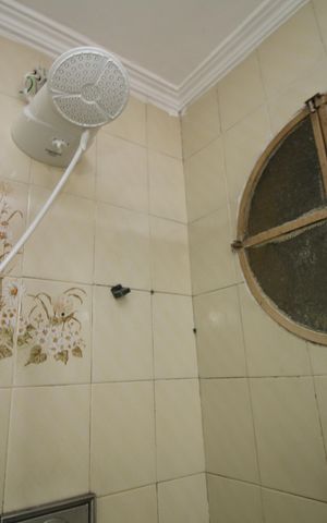 Casa à venda com 120m², 3 quartos e sem vagaBanheiro da Suíte