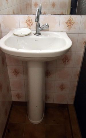 Casa à venda com 120m², 3 quartos e sem vagaBanheiro de serviço