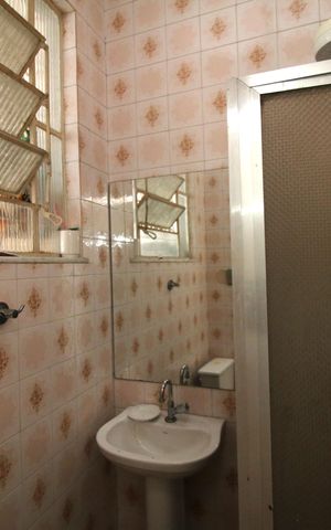 Casa à venda com 120m², 3 quartos e sem vagaBanheiro de serviço
