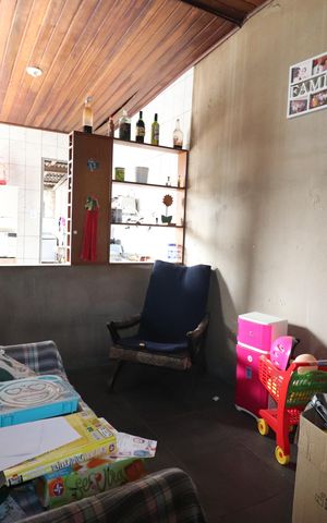 Casa à venda com 148m², 3 quartos e 2 vagasEdícula - Sala