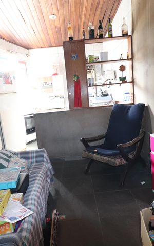 Casa à venda com 148m², 3 quartos e 2 vagasEdícula - Sala
