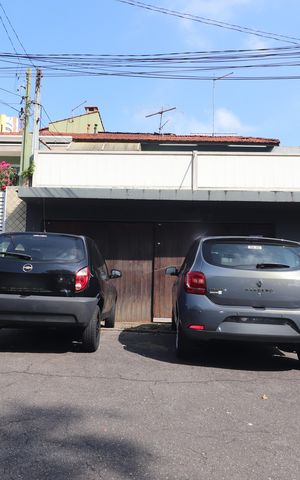 Casa à venda com 148m², 3 quartos e 2 vagasFachada