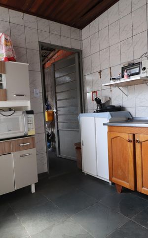 Casa à venda com 148m², 3 quartos e 2 vagasEdícula - Cozinha