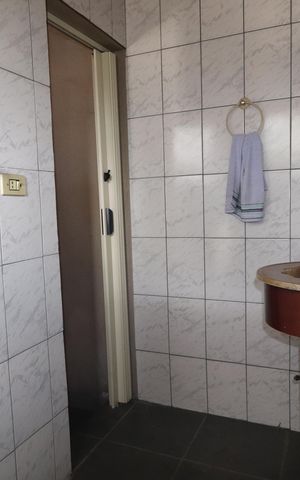 Casa à venda com 148m², 3 quartos e 2 vagasEdícula - Banheiro
