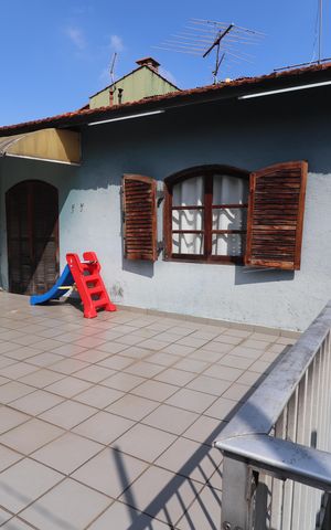 Casa à venda com 148m², 3 quartos e 2 vagasVaranda