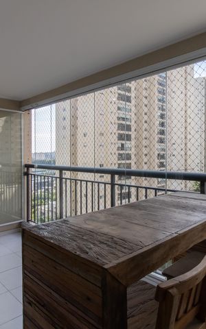 Apartamento à venda com 106m², 3 quartos e 2 vagas Apartamento à venda com 106m², 3 quartos e 2 vagasVaranda Sala