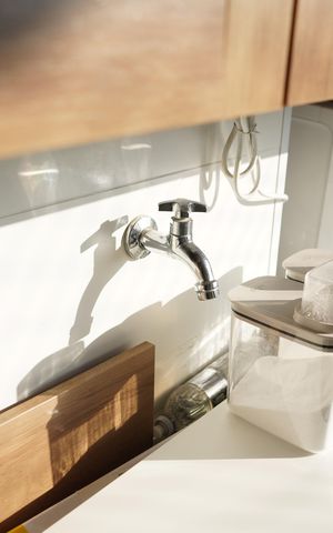 Apartamento à venda com 54m², 2 quartos e 1 vagaÁrea de Serviço e Varanda
