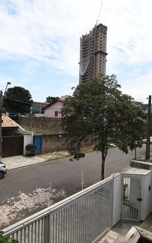 Casa para alugar com 288m², 5 quartos e 3 vagasSuíte 2 Sacada Vista