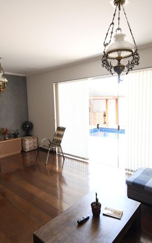 Casa para alugar com 288m², 5 quartos e 3 vagasSala