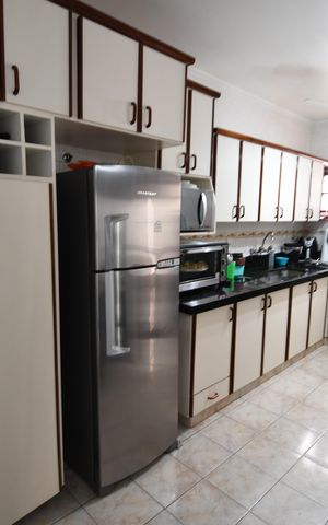 Casa para alugar com 288m², 5 quartos e 3 vagasCozinha