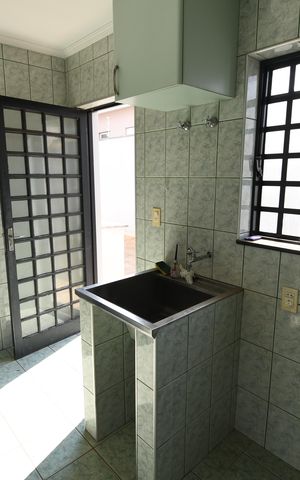 Casa à venda com 480m², 4 quartos e 5 vagasÁrea de Serviço