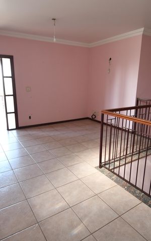 Casa à venda com 480m², 4 quartos e 5 vagasSala 4