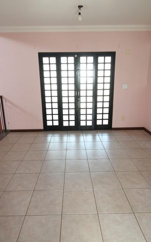 Casa à venda com 480m², 4 quartos e 5 vagasSala 3