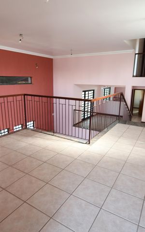 Casa à venda com 480m², 4 quartos e 5 vagasSala 4