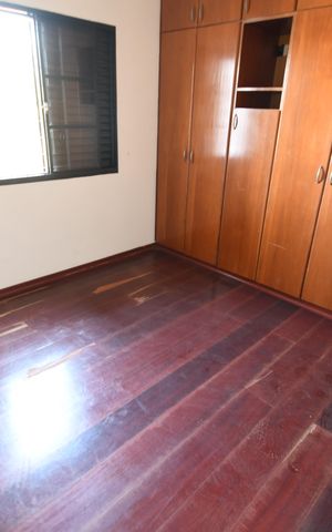 Casa à venda com 480m², 4 quartos e 5 vagasQuarto Suíte 3
