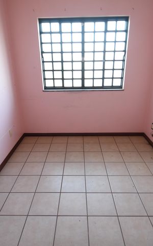 Casa à venda com 480m², 4 quartos e 5 vagasSala 2