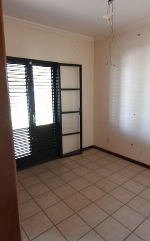 Casa à venda com 480m², 4 quartos e 5 vagasQuarto Suíte 1